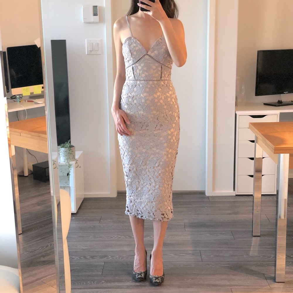 MISSGUIDED | LILAC MIDI LACEY DRESS